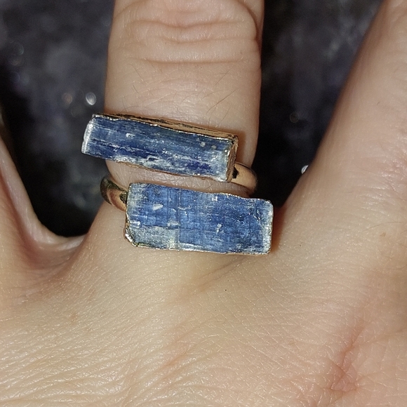 Kyanite Adjustable Ring - Picture 3 of 5